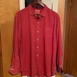 Mens long sleeve shirt.